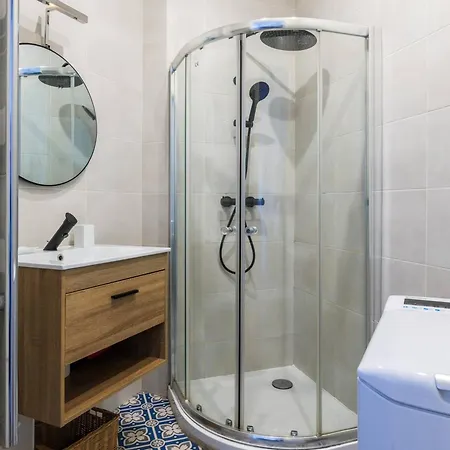 2 Pieces Dans Le Carre D Or Apartment *