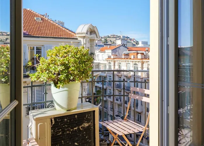 2 Pieces Dans Le Carre D Or Apartment *